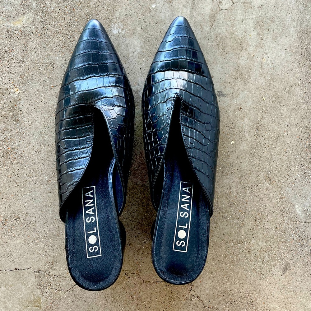 SOL SANA Australian designed Leather heeled sandal Size 39.